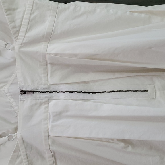 BCBGMaxAzria Kerry Coral Reef Ruffle V-Neck Mini Dress, Size 4 - Picture 5 of 11